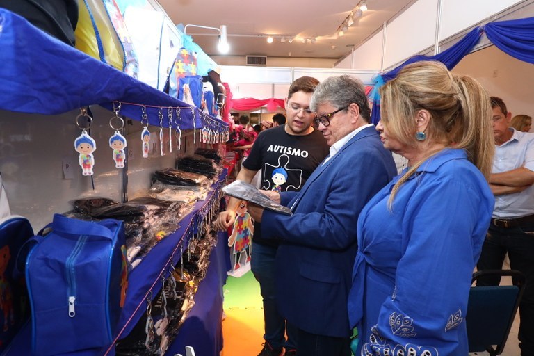 João Azevêdo abre 34° Salão do Artesanato em Campina e destaca ações do Governo na valorização do segmento