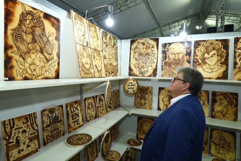 João Azevêdo abre 34° Salão do Artesanato em Campina e destaca ações do Governo na valorização do segmento