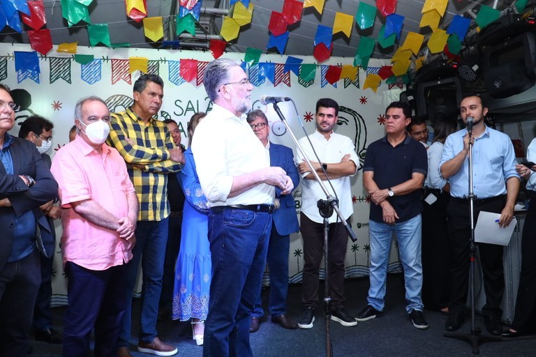 João Azevêdo abre 34° Salão do Artesanato em Campina e destaca ações do Governo na valorização do segmento