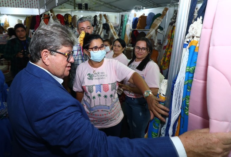João Azevêdo abre 34° Salão do Artesanato em Campina e destaca ações do Governo na valorização do segmento