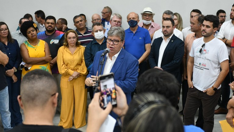 João Azevêdo inaugura Escritório da Representação Institucional de Campina Grande e órgãos do estado passam a funcionar no local