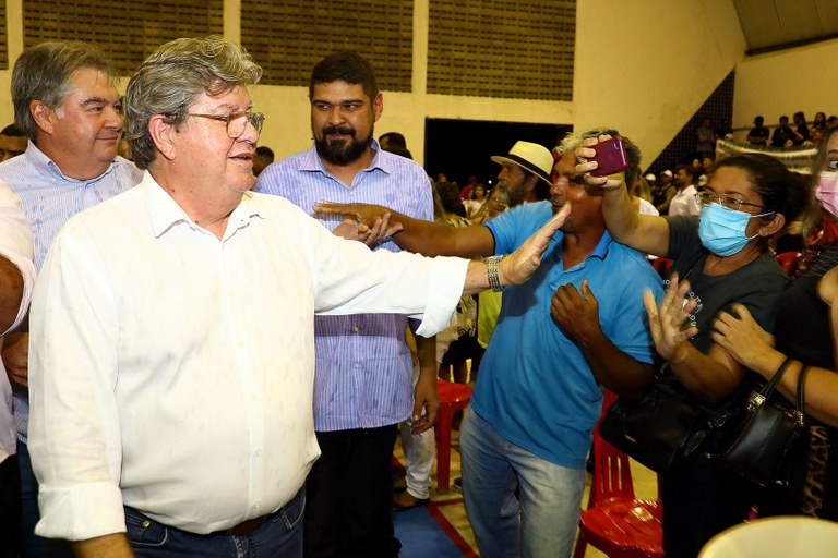 João Azevêdo presta contas no ODE de Sousa com recorde de participação