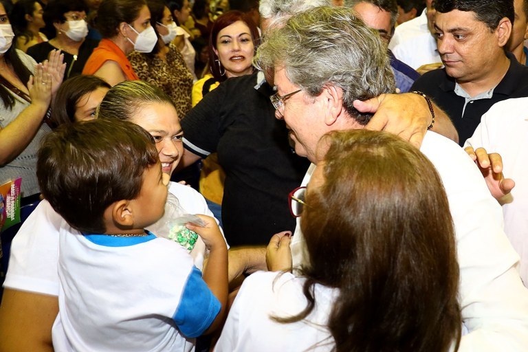 João Azevêdo presta contas no ODE de Sousa com recorde de participação